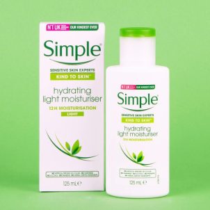SIMPLE HYDRATING LIGHT MOISTURISER
